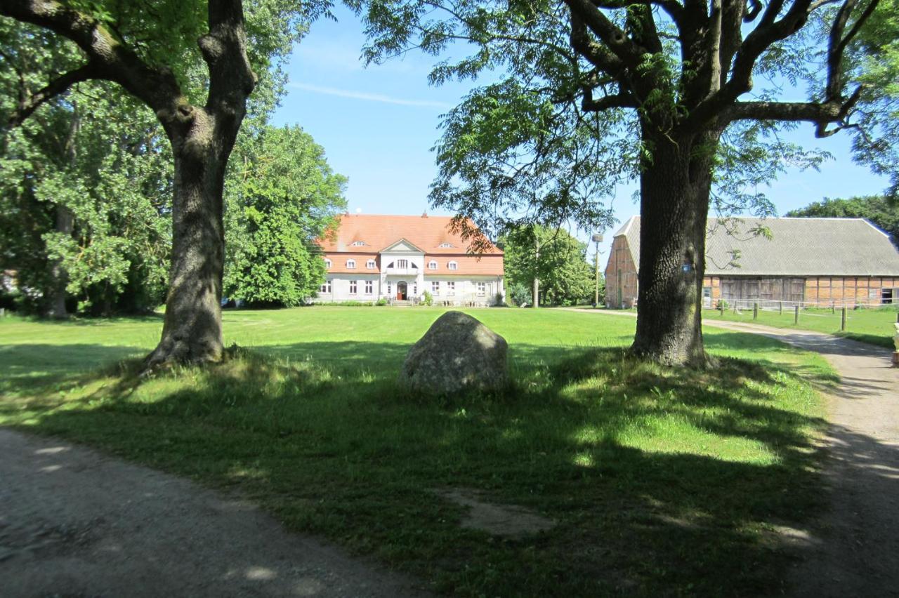Fewo Gut Zarrentin Zarrentin  Exterior photo